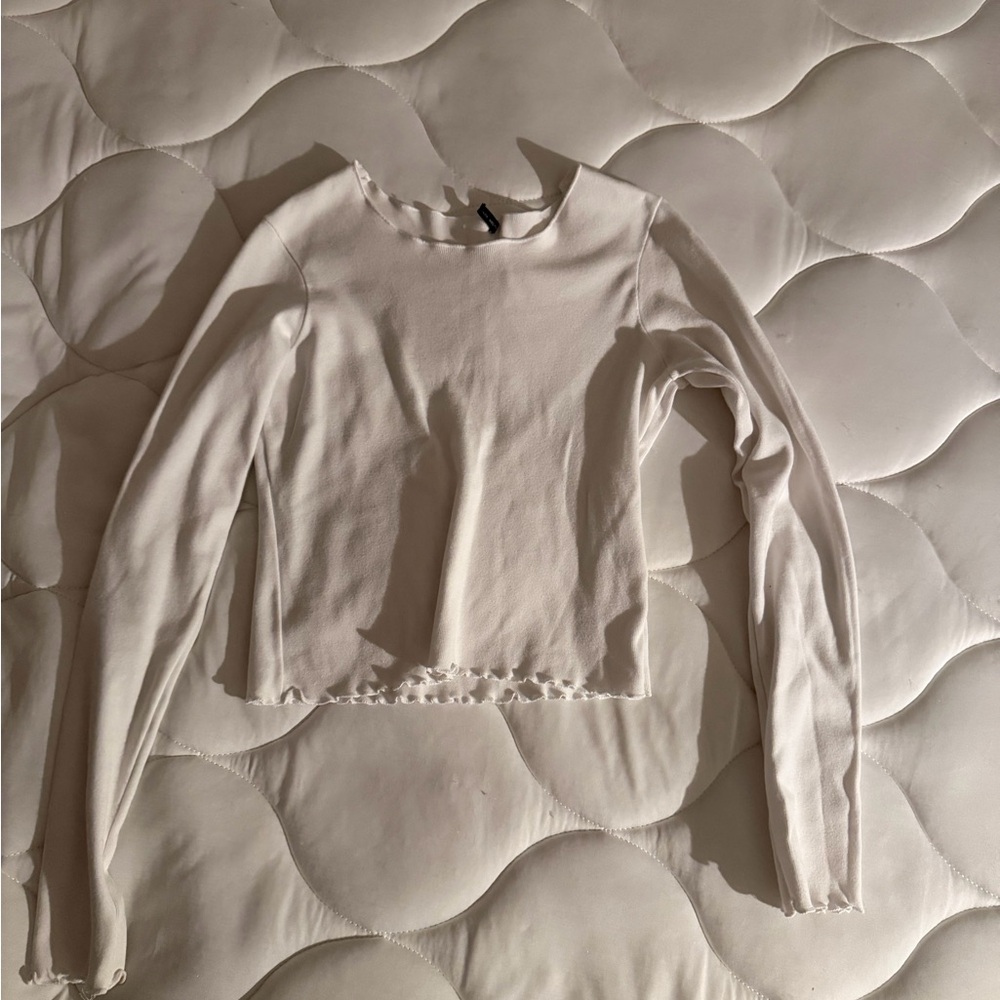 Brandy Melville White Long Sleeve Lettuce Trim Top